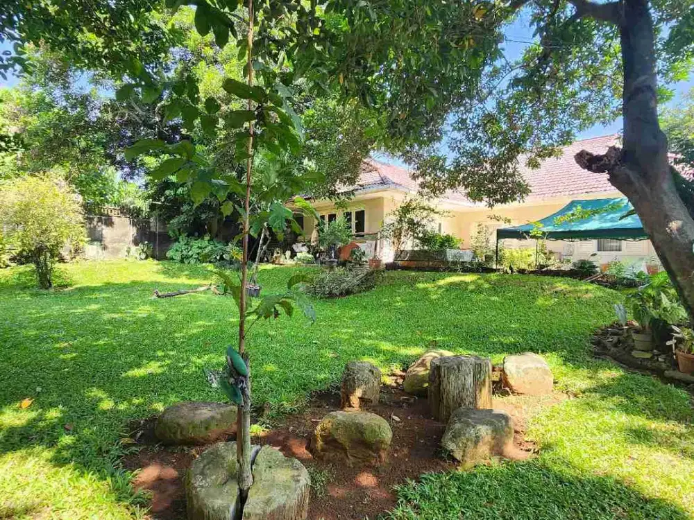 TANAH BONUS BANGUNAN TAMAN CILANDAK BISA BELI SETENGAH