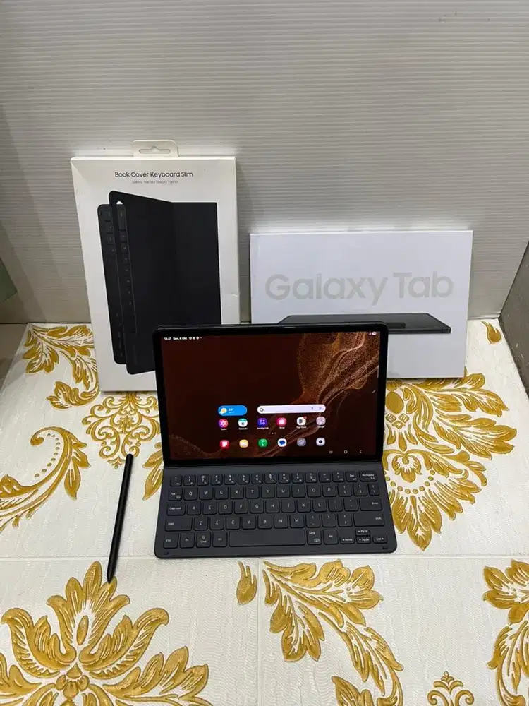 Samsung Tab S8 5G Cellular 8/128GB Second Fullset Resmi