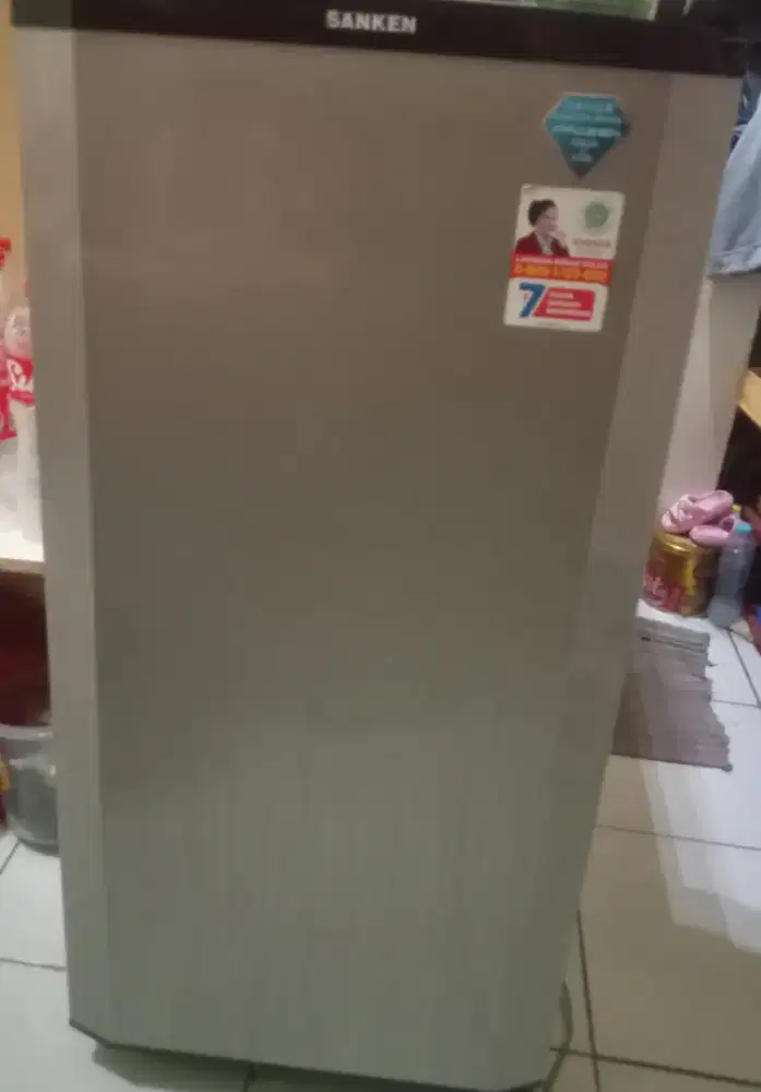 Kulkas Bekas Sanken