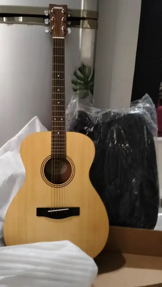 JUAL GITAR AKUSTIK YAMAHA