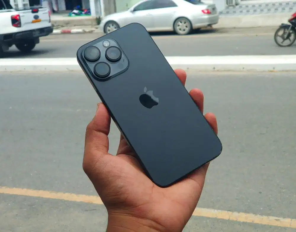 I Phone 15 pro max 256gb Hitam Titanium