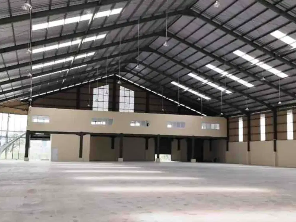 Di jual / sewa pabrik gudang luas 3000 m2 LT 3.596 m2 bangunan 3.370 m2 lokasi strategis di dalam kawasan industri delta silicon Cikarang