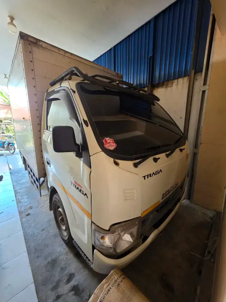 ISUZU TRAGA BOX TH 2022