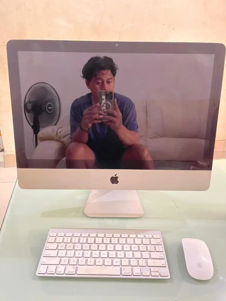 iMac 21.5 Late 2009 3.06 GHZ Ram 8 ssd 256mb