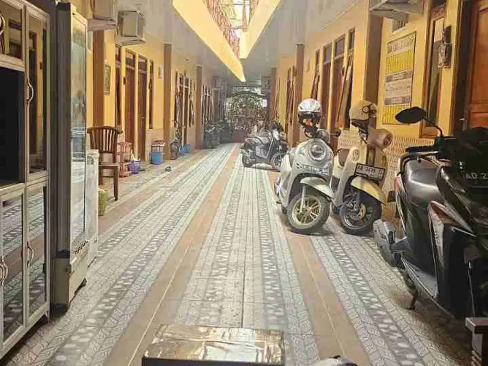 kos aktif putri area UNS jebres