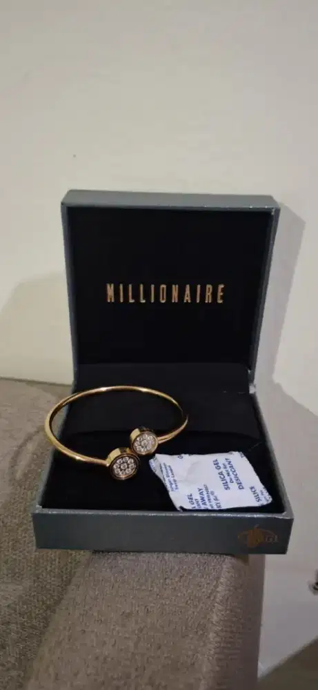 Gelang MCI kesehatan