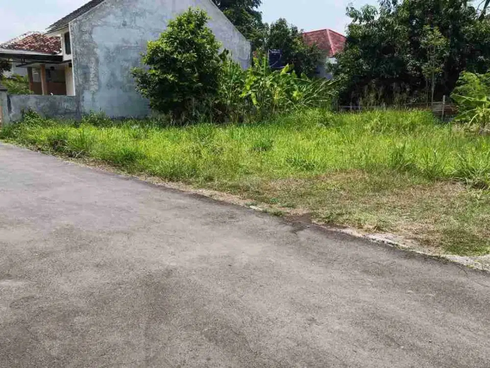 Tanah Kavling 317m² Area Lingkungan Nyaman di Colomadu
