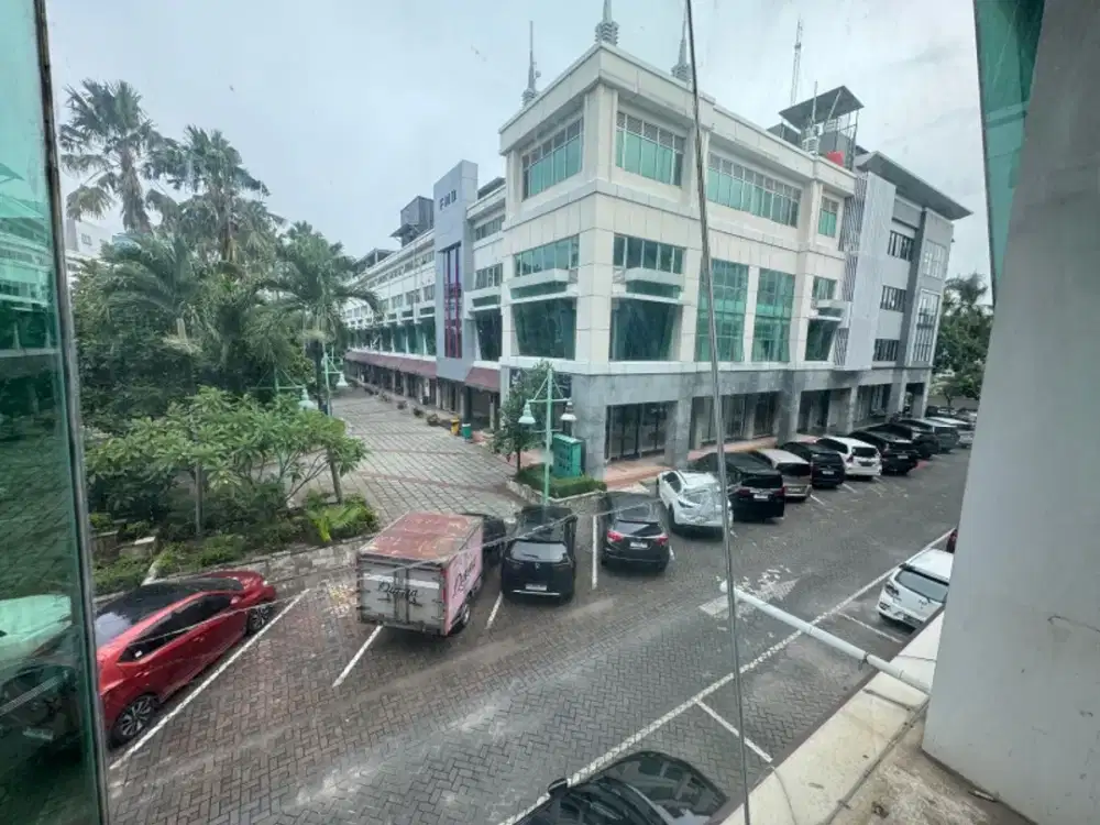 dijual ruko 3.5 lantai galeri niaga Mediterania pik Jakarta utara