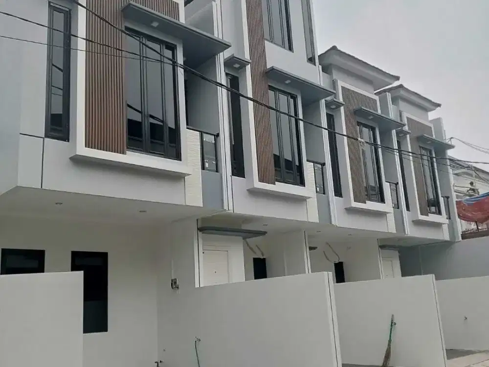 Rumah mewah 2 lantai di belakang gudang garam jakarta pusat