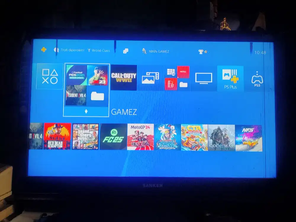 Di jual PS 4 slim 1 TB