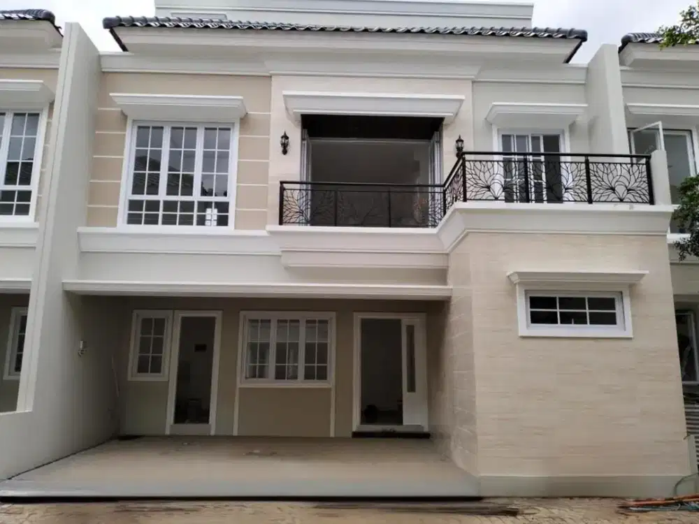 Rumah dalam Townhouse The South Cinere, Gandul.