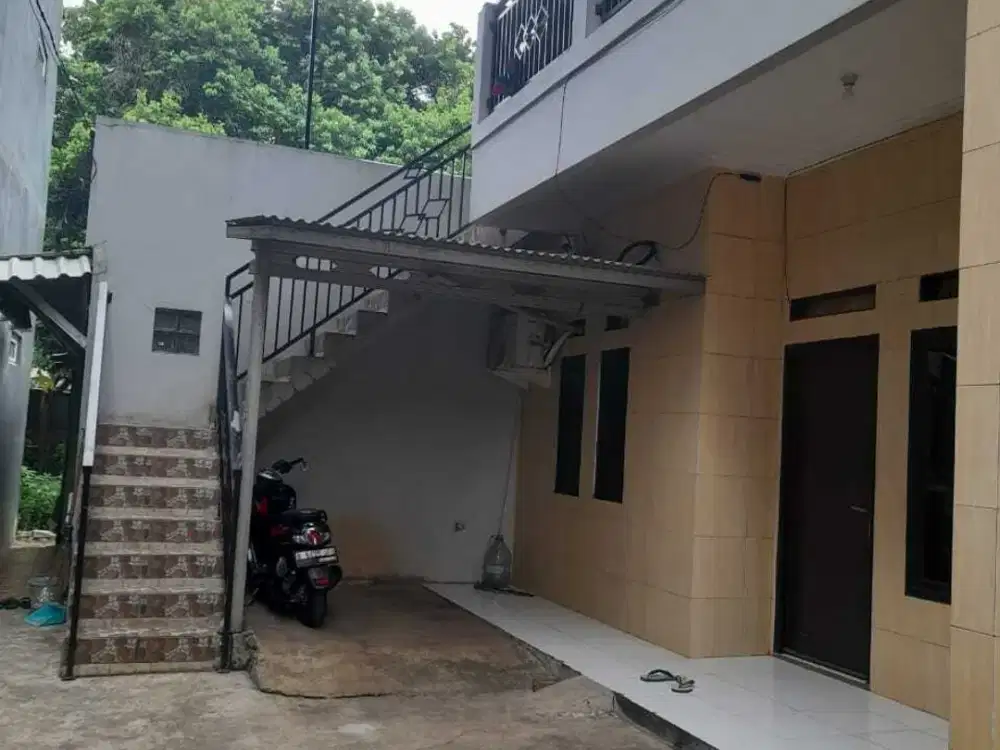 Di jual kosan 6 pintu letak strategis  full terisi