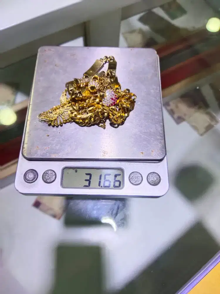 Terima jual emas tampa surat & logam mulia antam