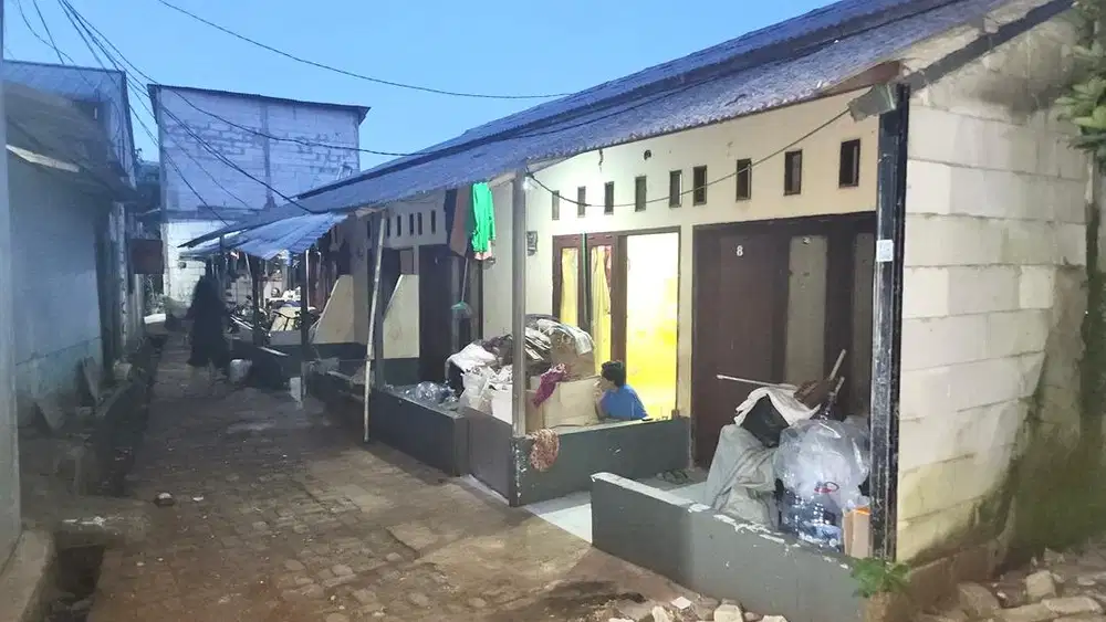 Di jual rumah kontrakan 8 pintu harga nego