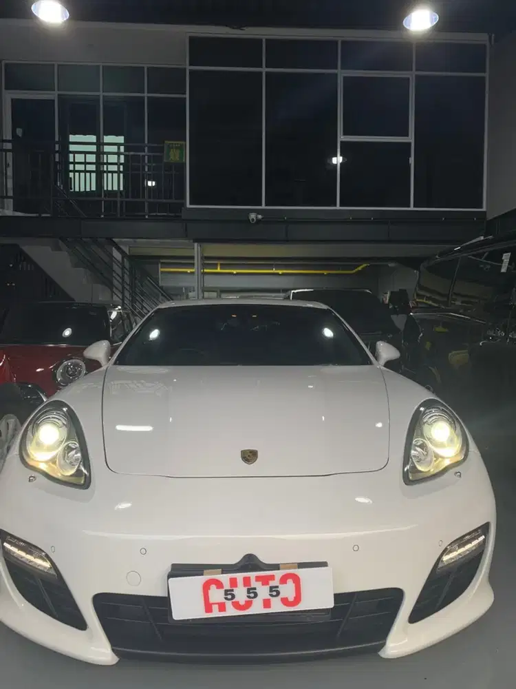 Porsche Panamera 2011 Bensin