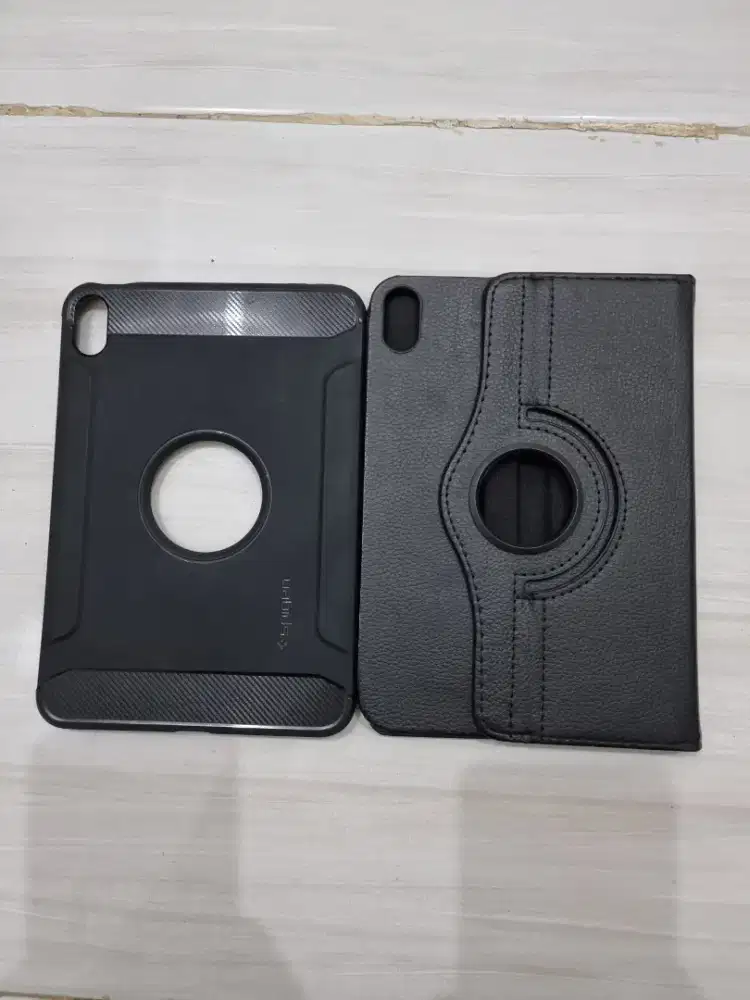 Case IPAD 6/7 Original Spigen bagus
