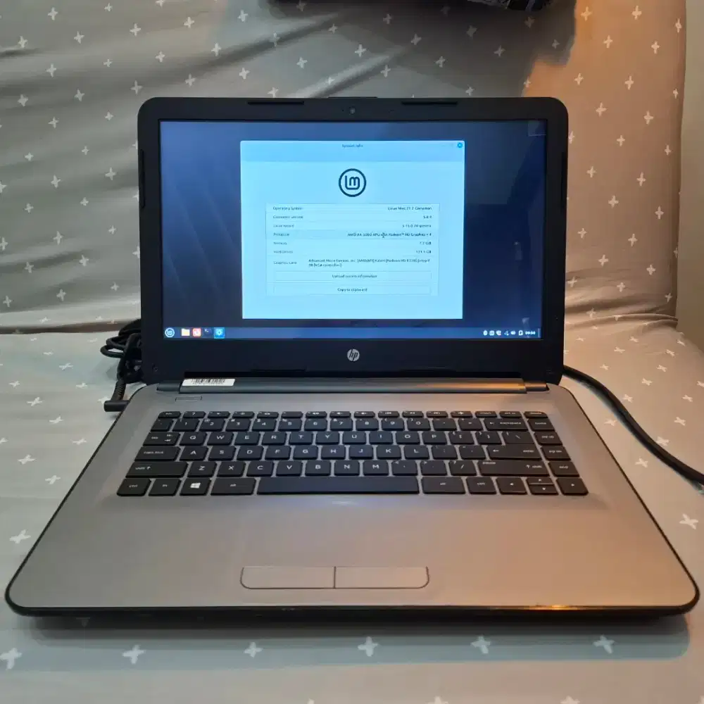 Laptop HP AMD Quad Core A4-5000 8GB RAM 120GB SSD