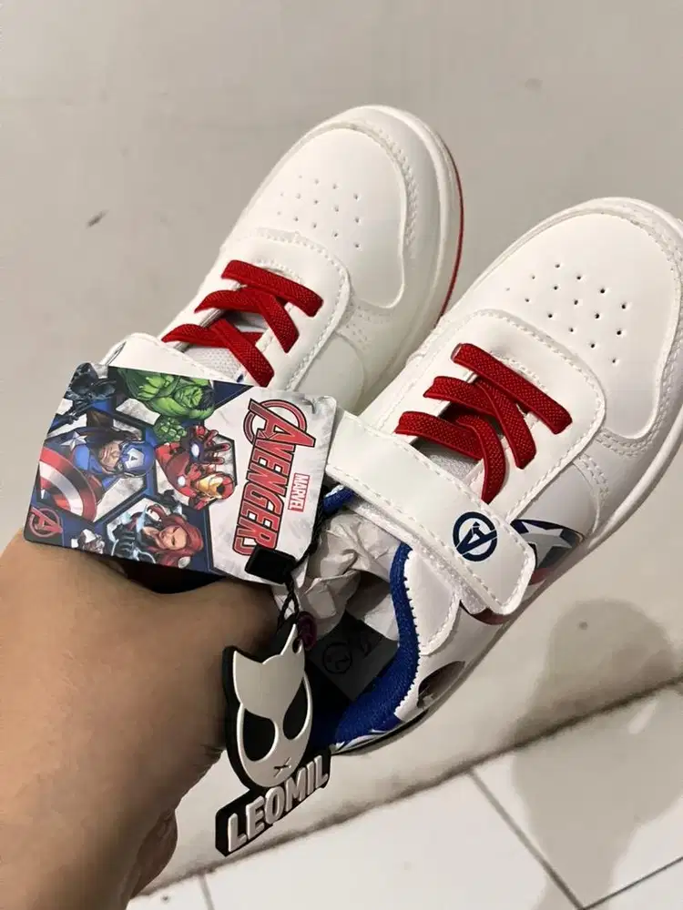 Sepatu Anak size 27 masih baru