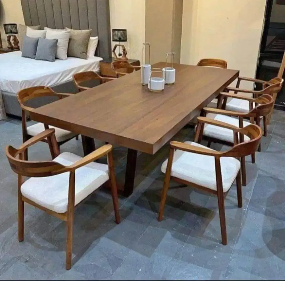 Set meja kursi makan minimalis