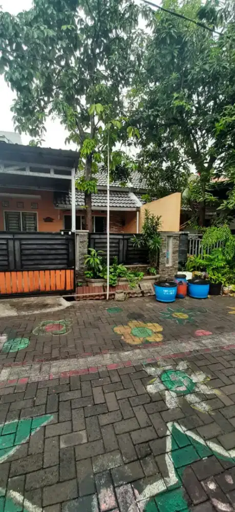 RUMAH SIAP HUNI PLAMONGAN INDAH