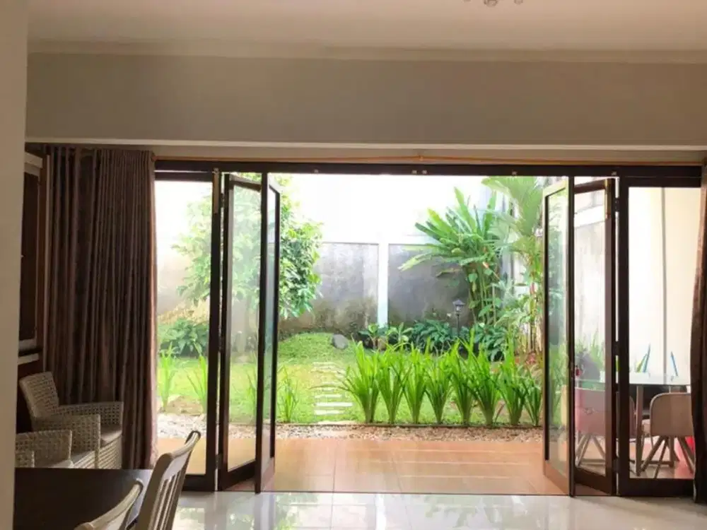 Bismillah TURUN HARGA Dijual Rumah FF Bagus di Discovery Bintaro