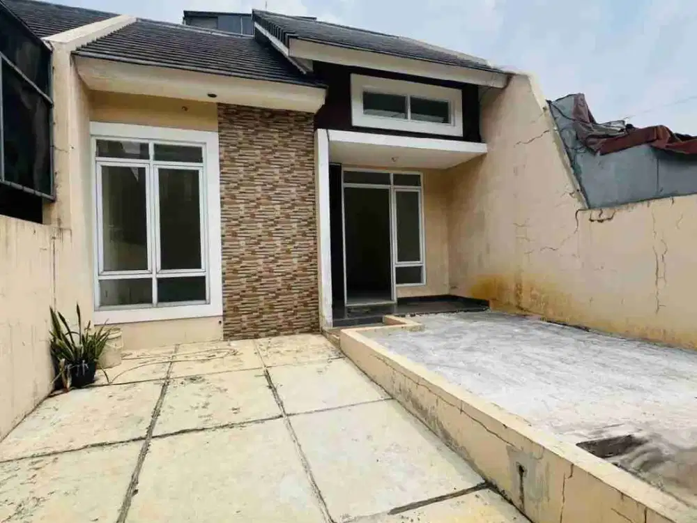 Jual Rumah Strategis dekat Stasiun di Bukit Cimanggu City - Bogor