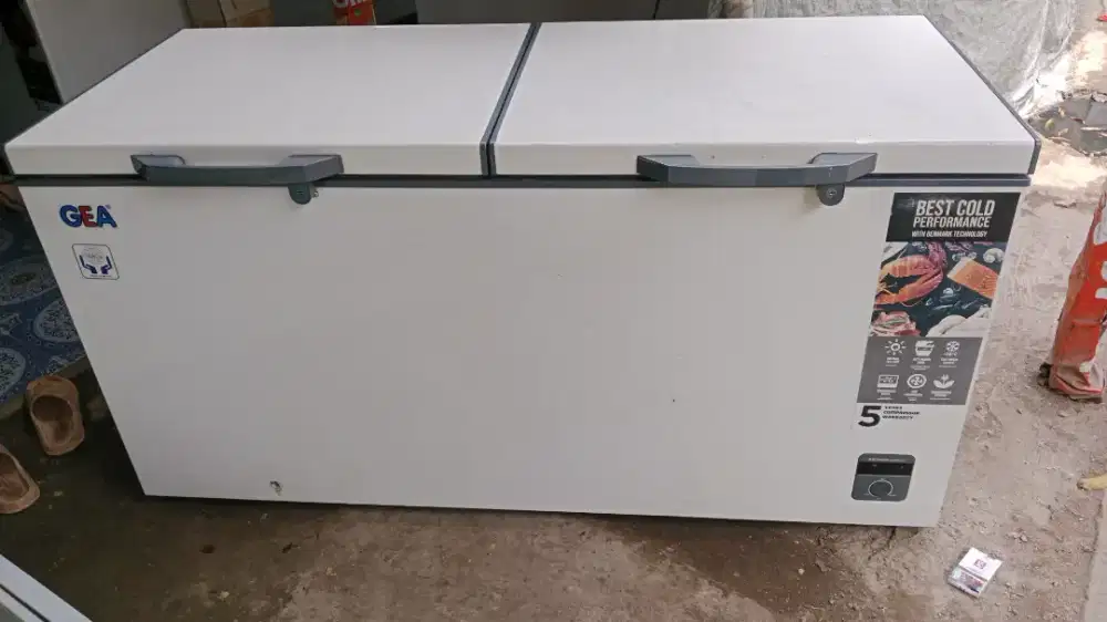 Jual freezer box mrk GEA kapasitas 600 L