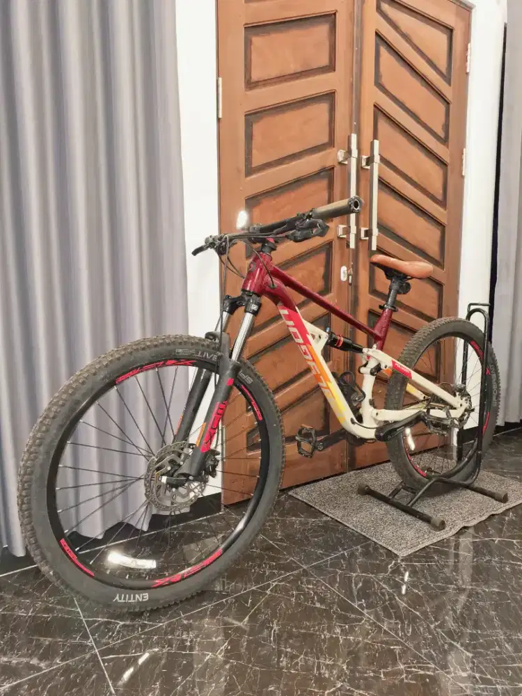 Polygon siskiu D5 2022 istimewa