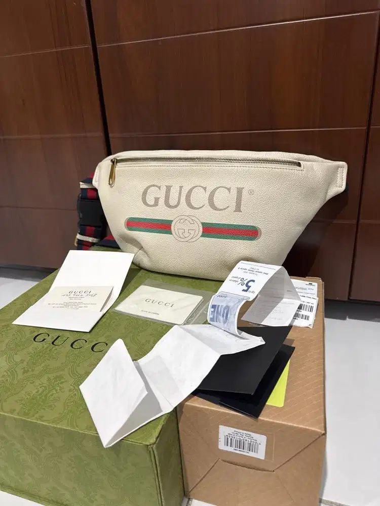 Gucci waistbag second