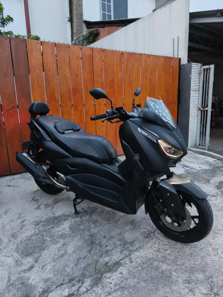 Yamaha Xmax 250 up 300 full spec