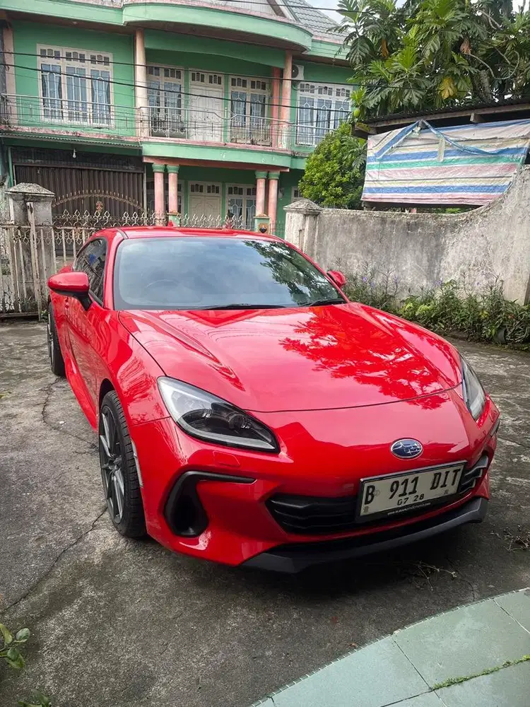 FS Subaru BRZ masih bau pabrik, low km 232 Hp