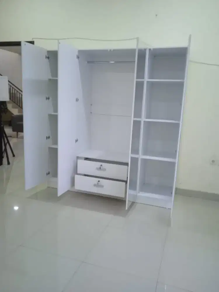 Pintu 4 Full Kaca Cermin