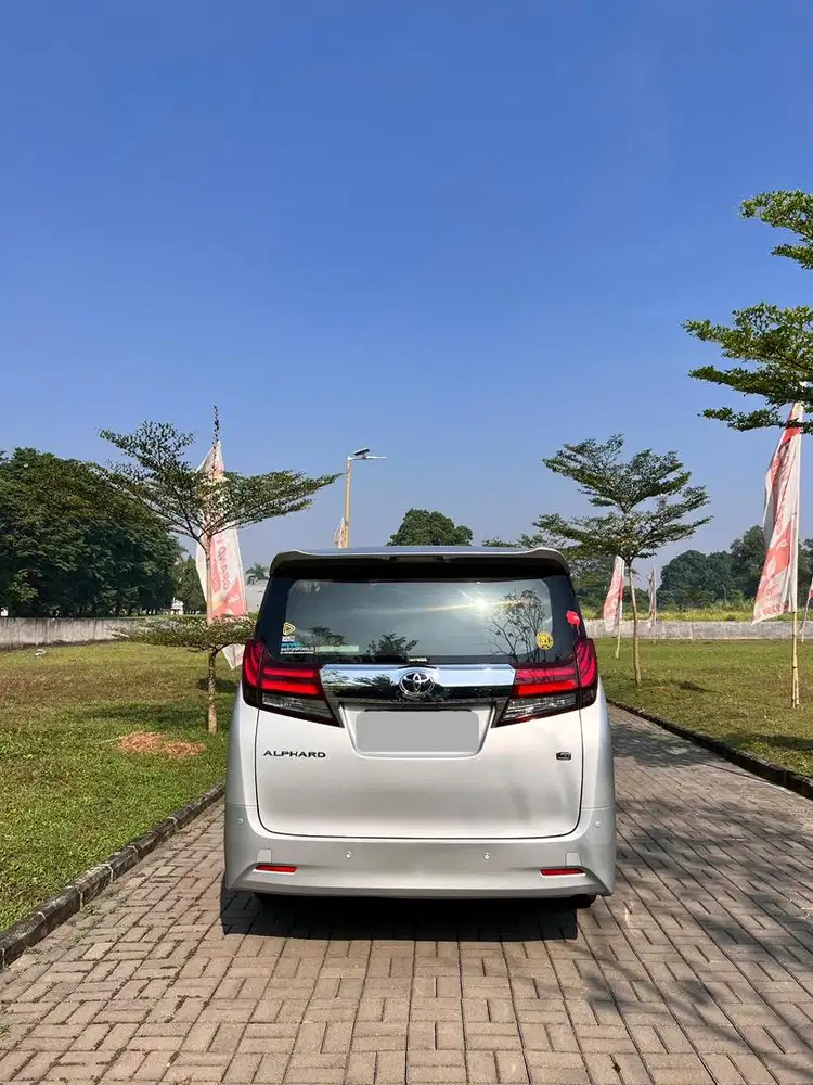 Dijual Alphard 2017 silver warna jarang yang punya