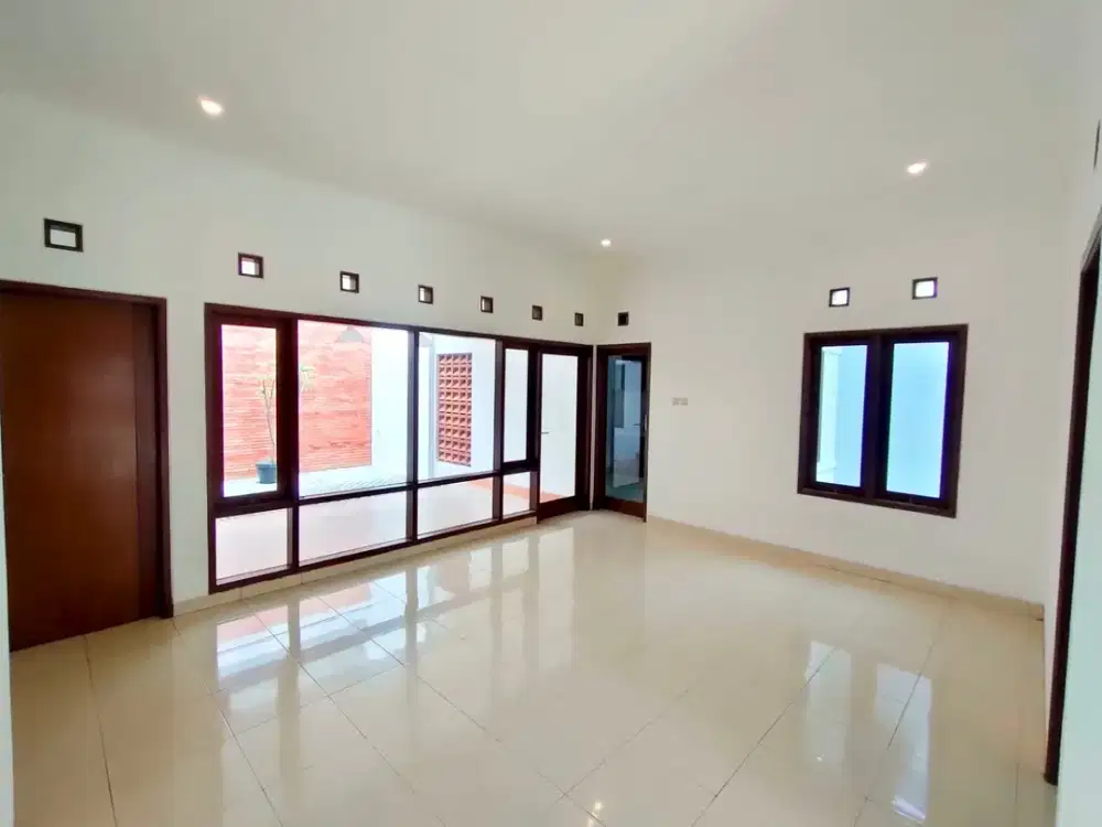 SEWA RUMAH BAGUS SIAP HUNI