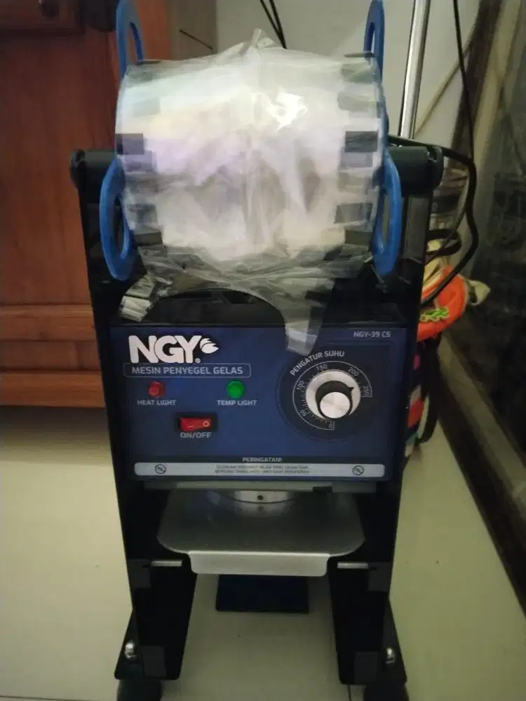 Mesin penyegel gelas -Nagoya