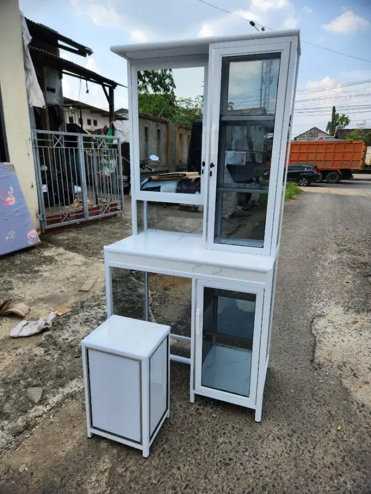 Meja Rias Twalet Almunium Holo Tebal