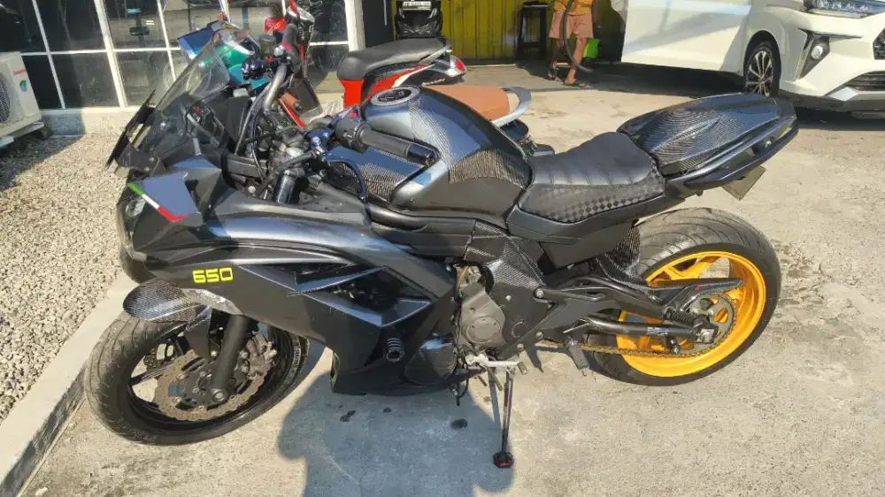 Kawasaki ER6F 2012 fullmod, surat lengkap, low KM, pajek off