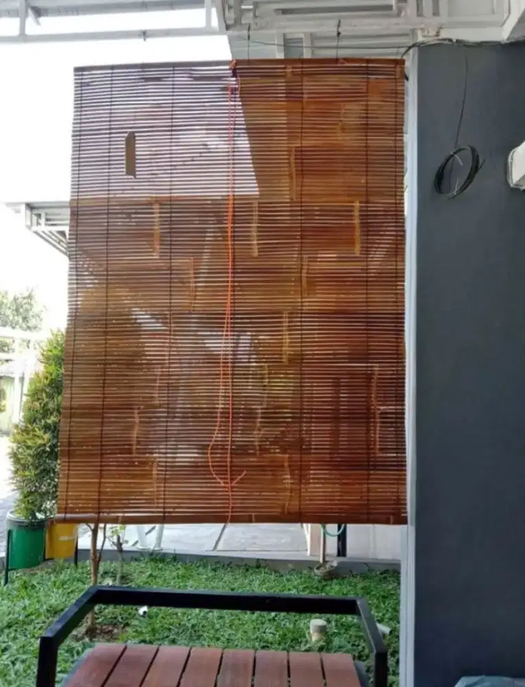 tirai bambu wulung hitam