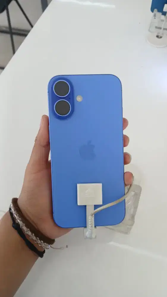 CICILAN IPHONE KREDIVO ERABLUE CIRENDEU