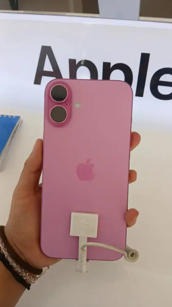 CICILAN IPHONE 16 KREDIVO ERABLUE CIRENDEU