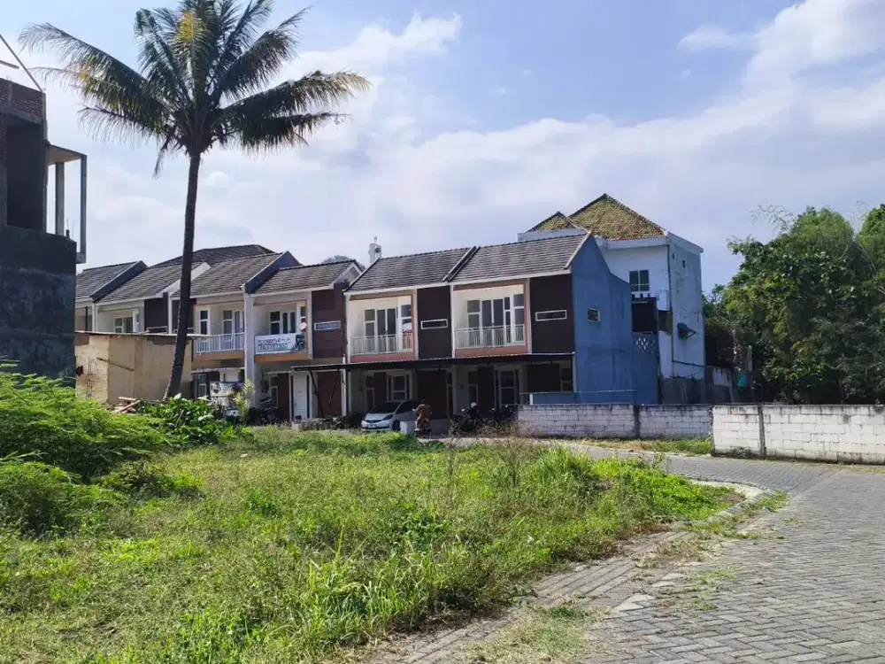 Villa murah junrejo baru 2 lantai area wisata jatimpark
