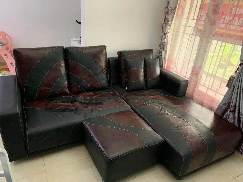Dijual Sofa dan Meja