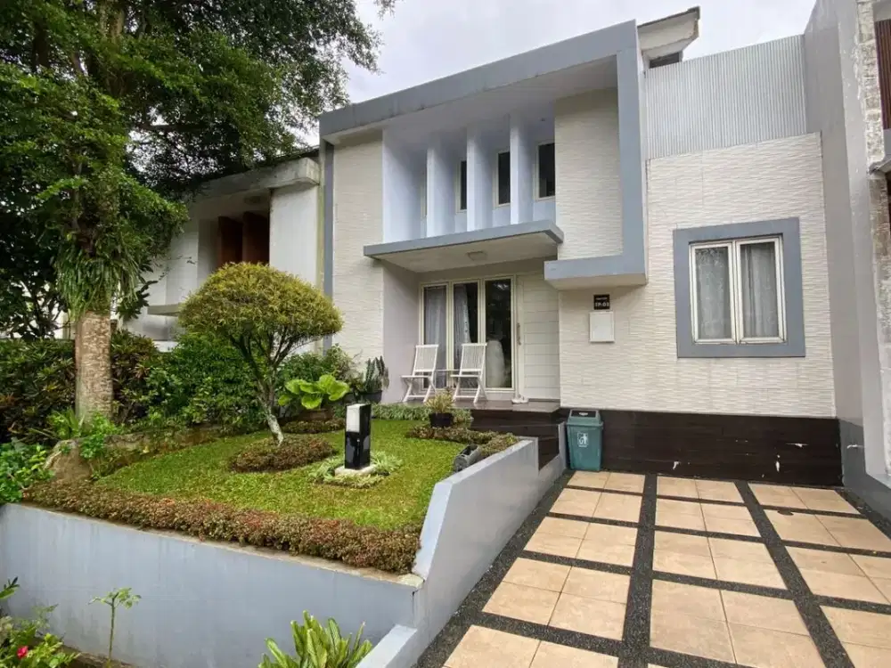 Bangun Pagi Disambut Taman Hijau – Rumah Full Furnished di Rancamaya Bogor