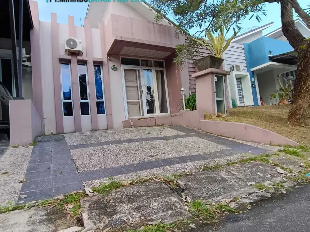 DISEWAKAN 70JUTA/TAHUN RUMAH BUKIT GOLF RESIDENCE