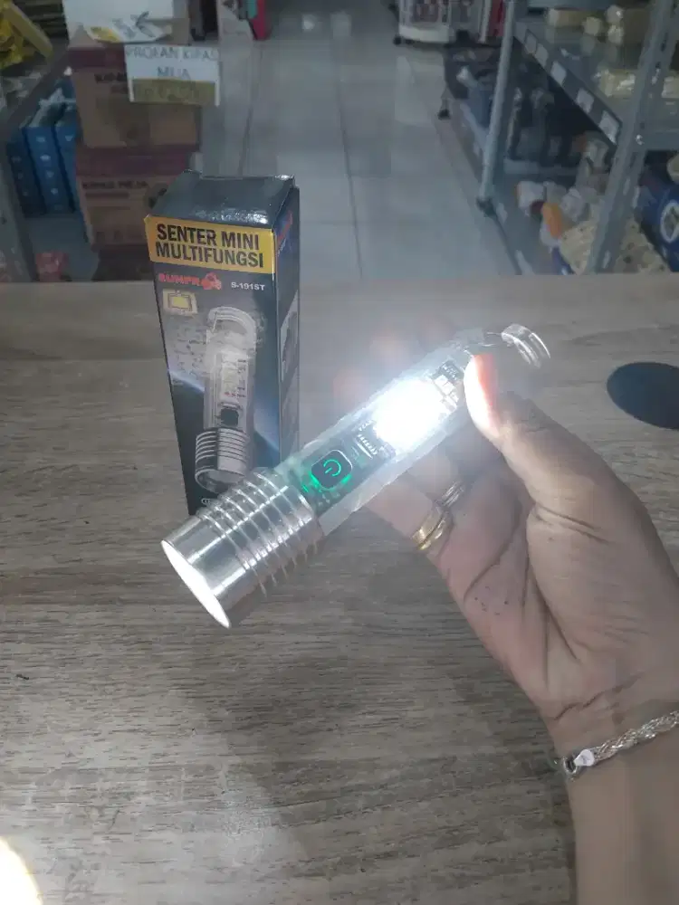 Senter Sunpro S-191ST  Multifungsi