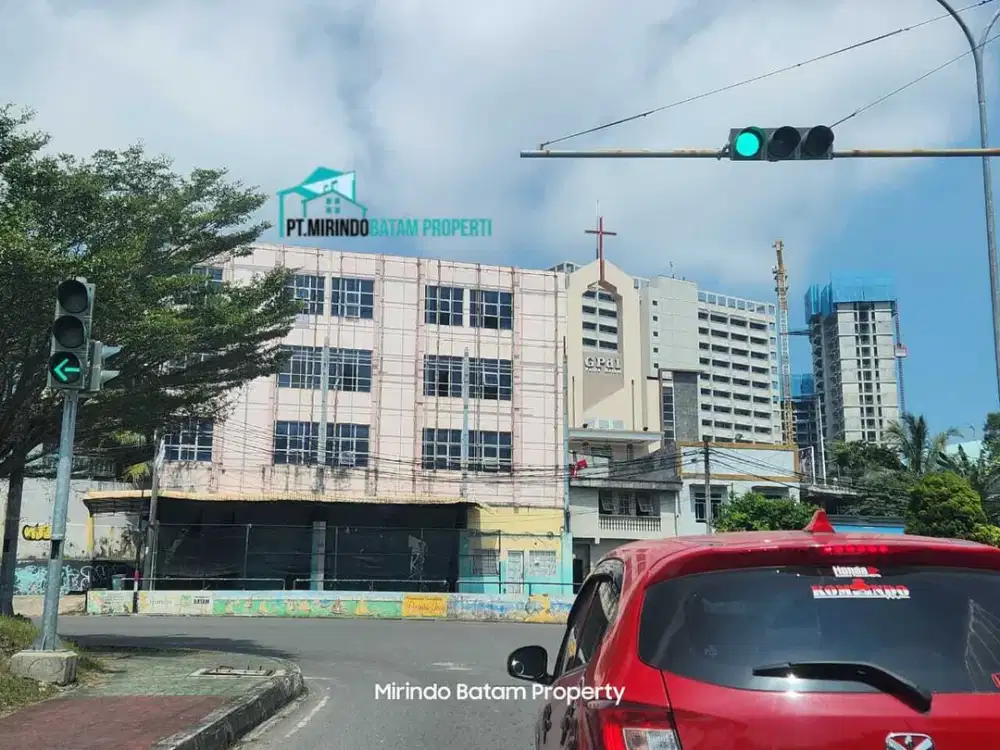 DIJUAL RUKO LOKASI PERTIGAAN PELITA DEPAN TELKOM - BATAM