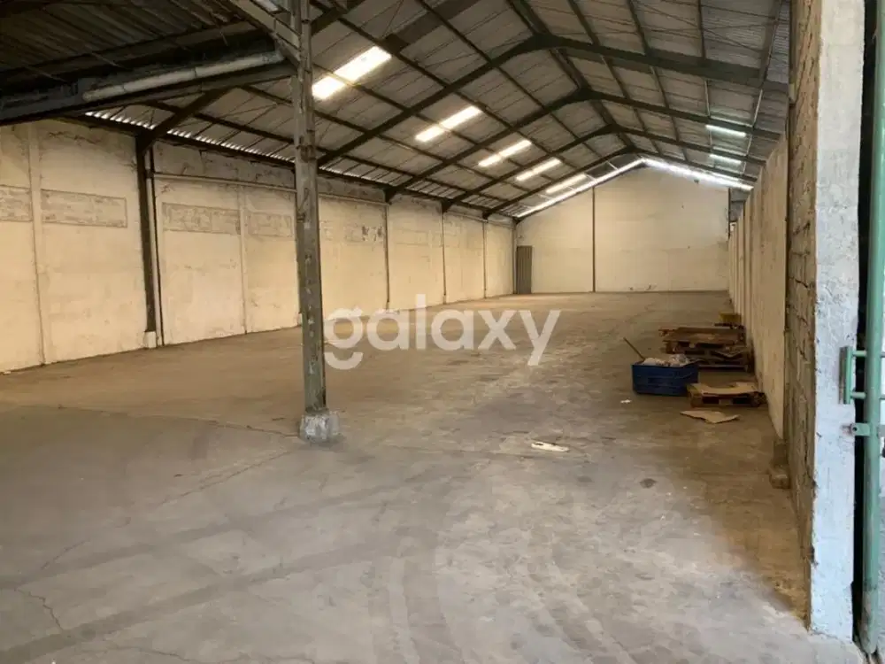 DIJUAL EX PABRIK GUDANG RAYA KEPATIHAN