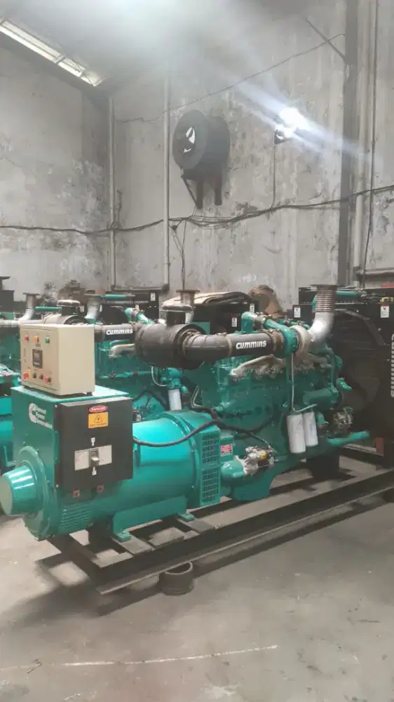 Genset 350kva siap kerja 200 jt