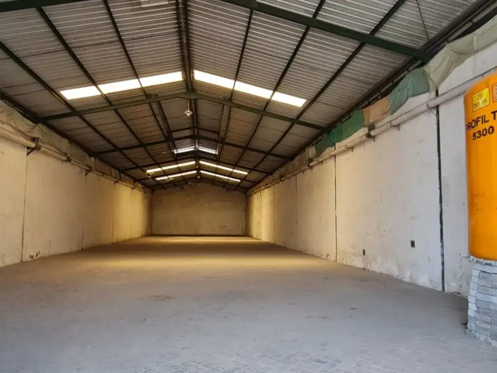 Disewakan gudang margomulyo permai Siap pakai