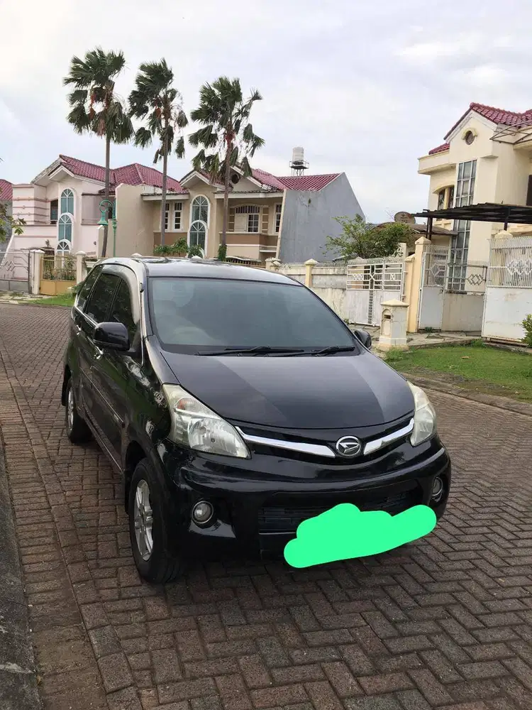 Jual Mobil Daihatsu Xenia R